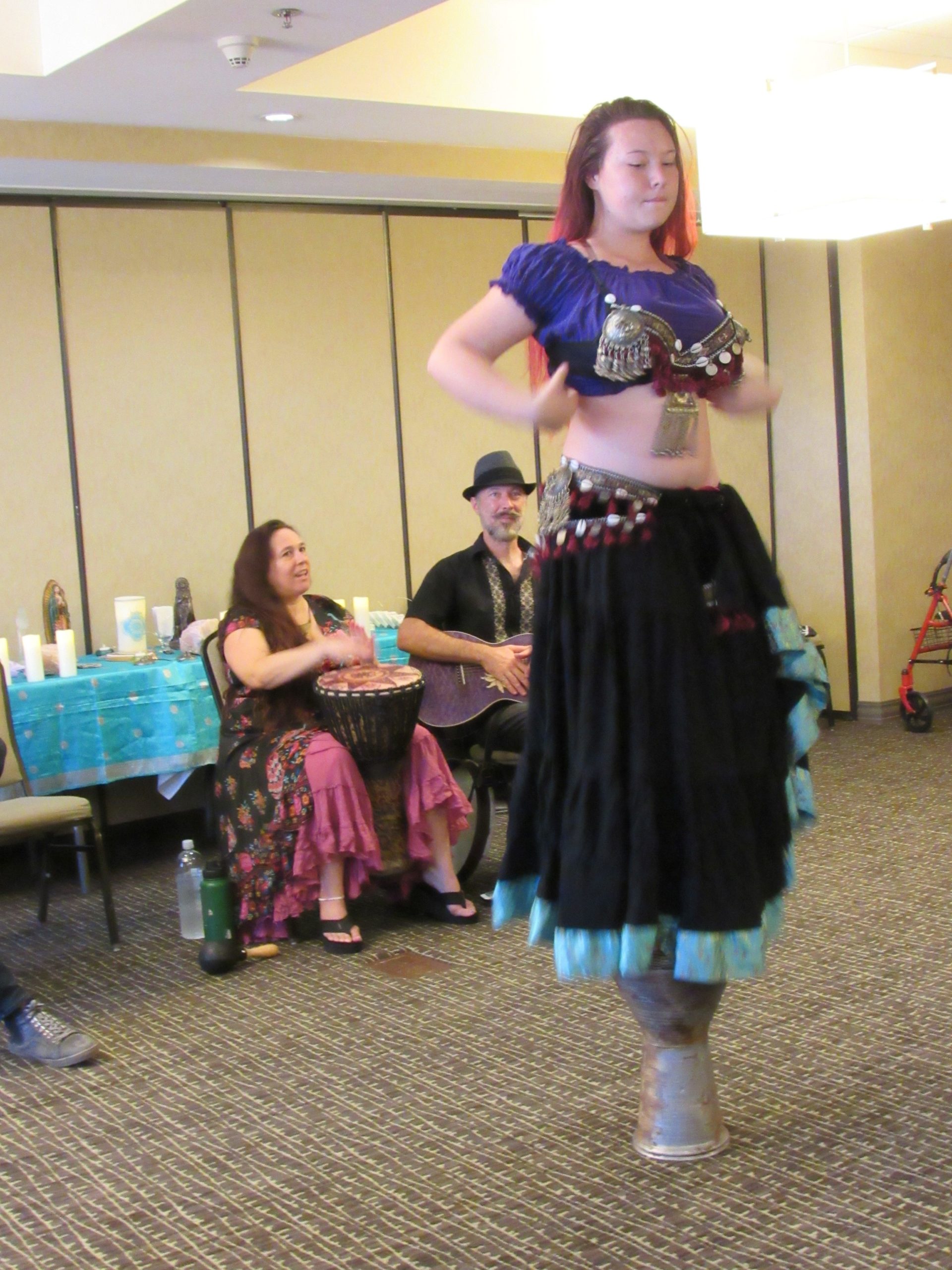 MMI MIC 2019 Conf Marianna daughter performs