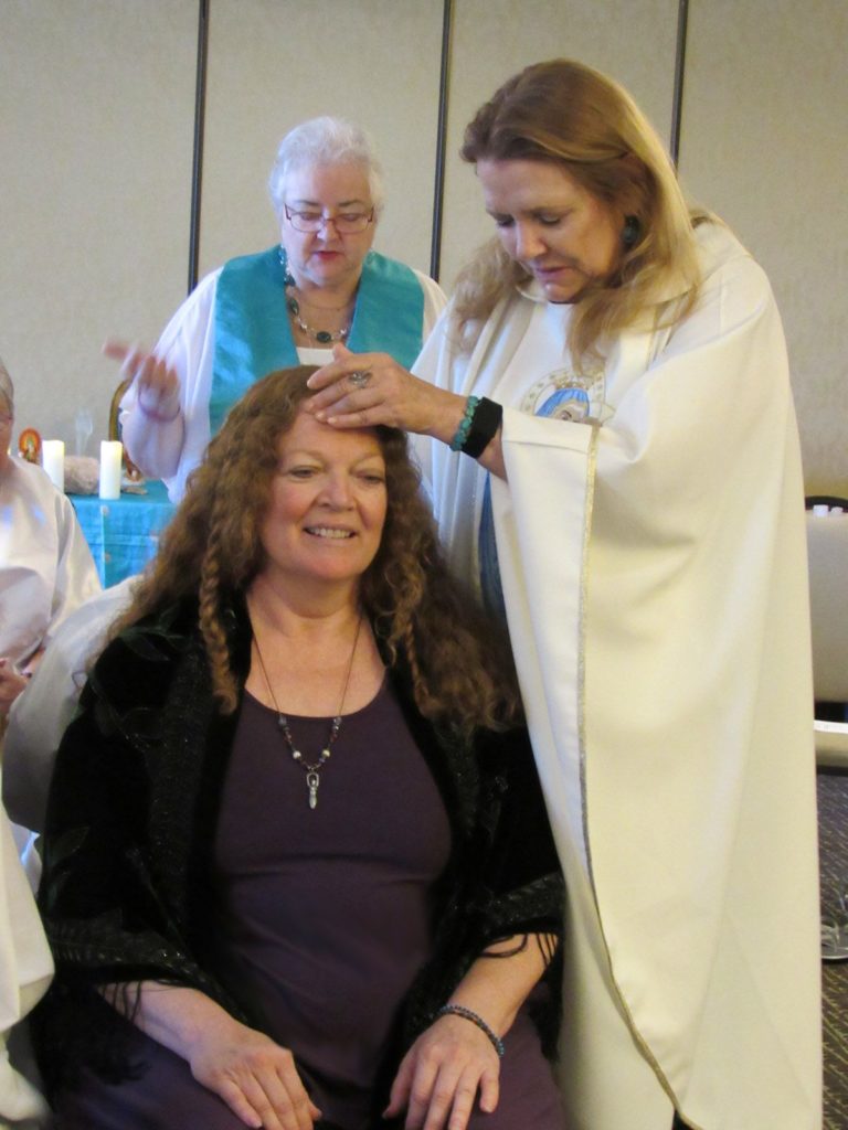 MMI MIC 2019 Conf Terrie blesses Niki